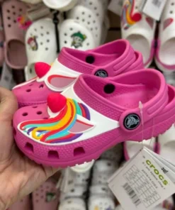 shoes by crocs​